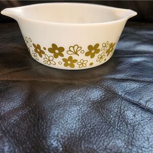 Vintage Pyrex “Spring Blossom” #472 Cinderella Casserole Dish 1 1/2pt